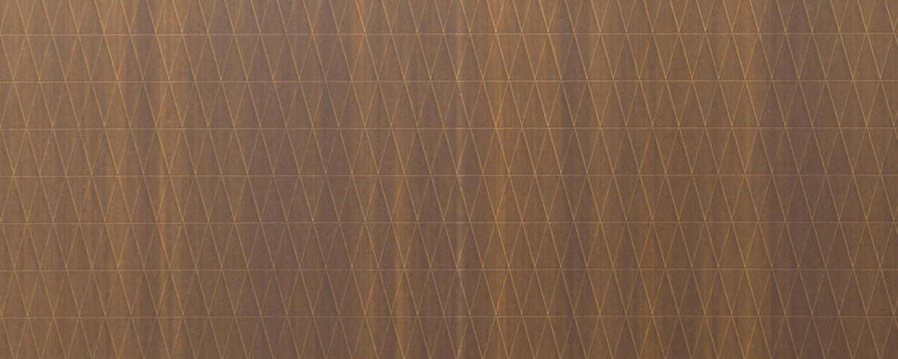 Brass Diamond Antique (pozor podélná spára v šířce 610mm)